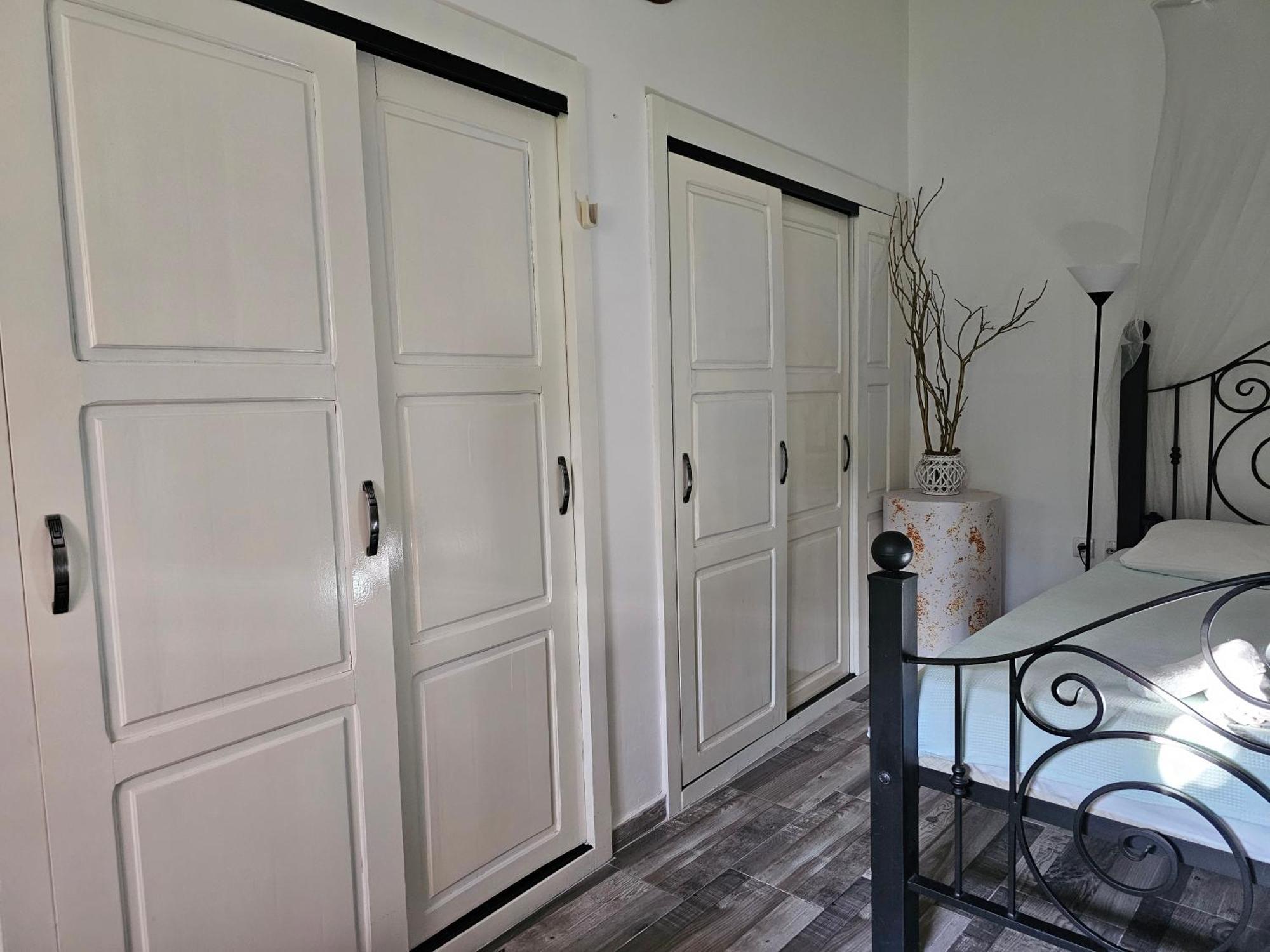 Modern Seaside Escape - Stunning Sea View - Private & Stylish Appartement Kotor Buitenkant foto