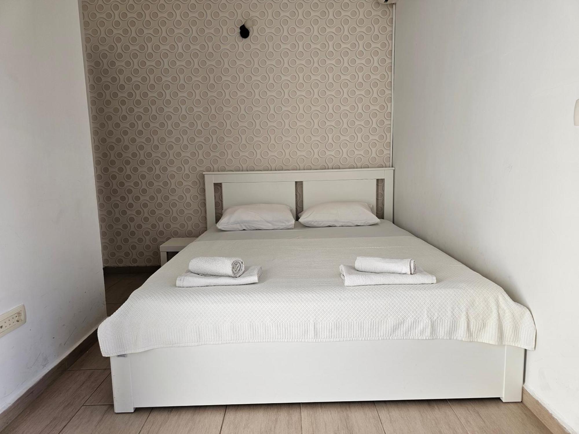 Modern Seaside Escape - Stunning Sea View - Private & Stylish Appartement Kotor Buitenkant foto
