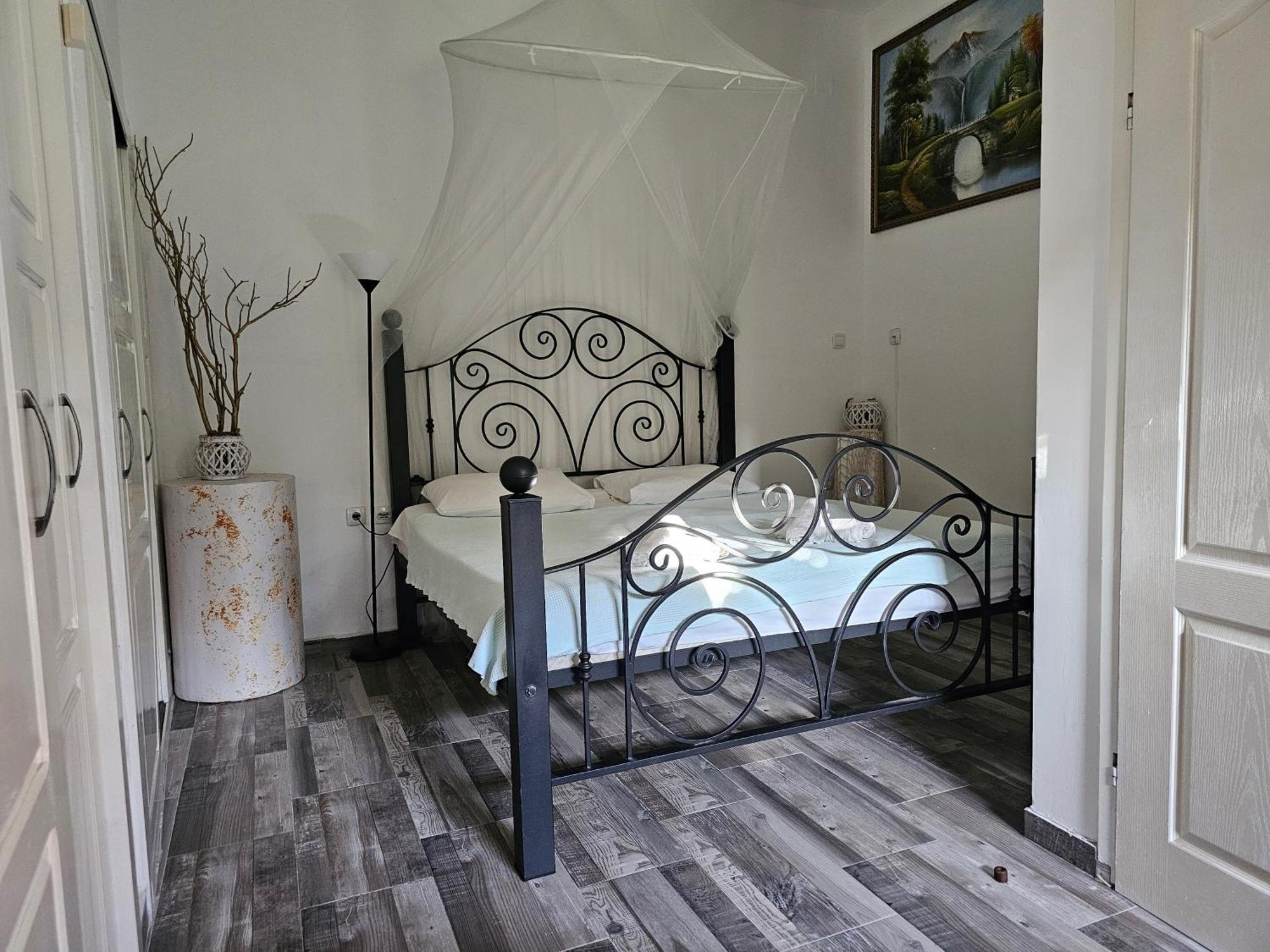 Modern Seaside Escape - Stunning Sea View - Private & Stylish Appartement Kotor Buitenkant foto