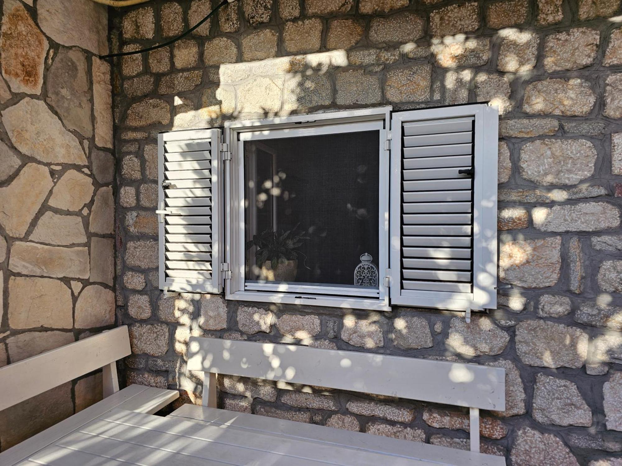 Modern Seaside Escape - Stunning Sea View - Private & Stylish Appartement Kotor Buitenkant foto